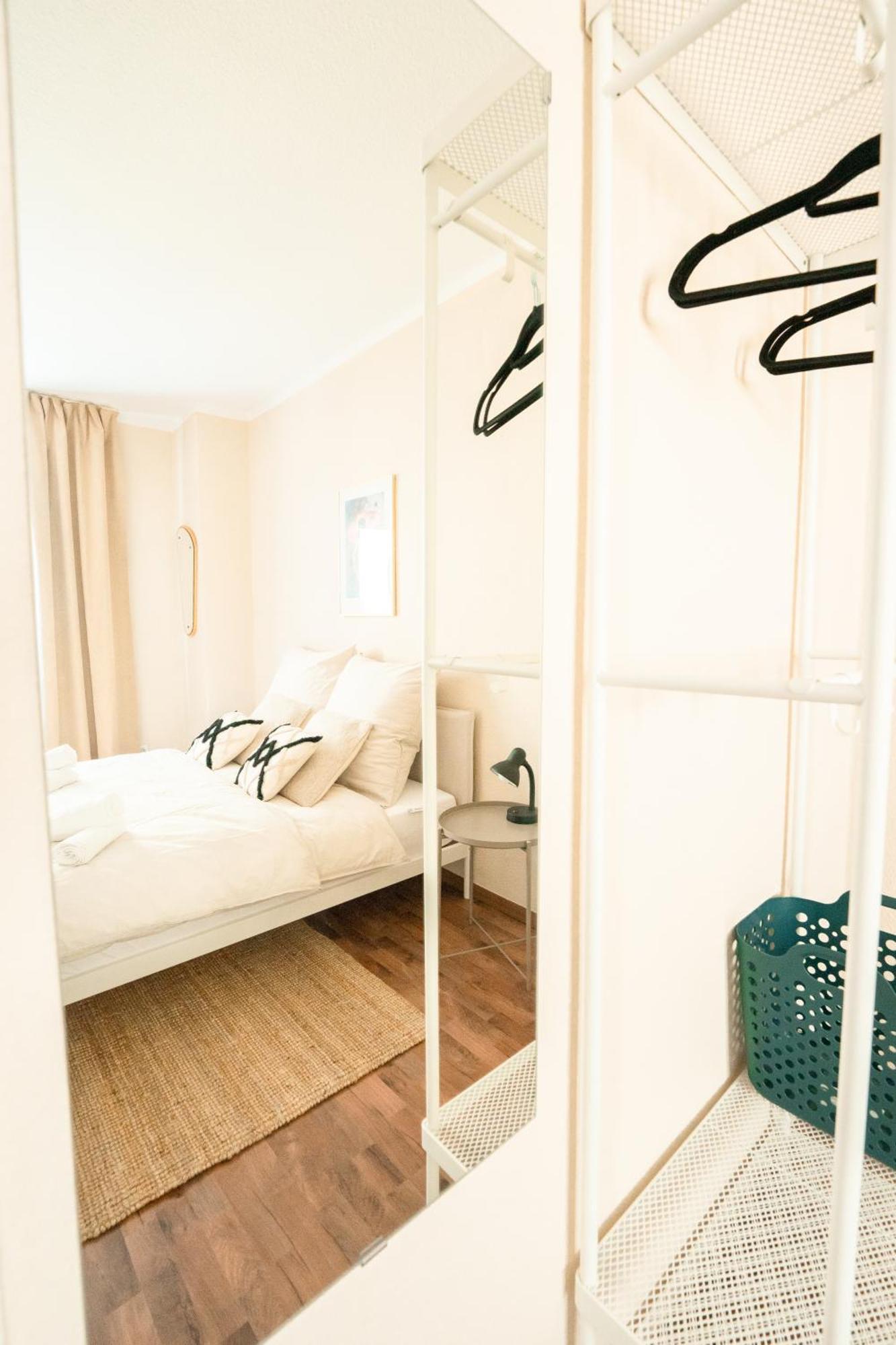 -Super Zentrales Zimmer- Direkt An Der Lutter! Μπίλεφελντ Εξωτερικό φωτογραφία