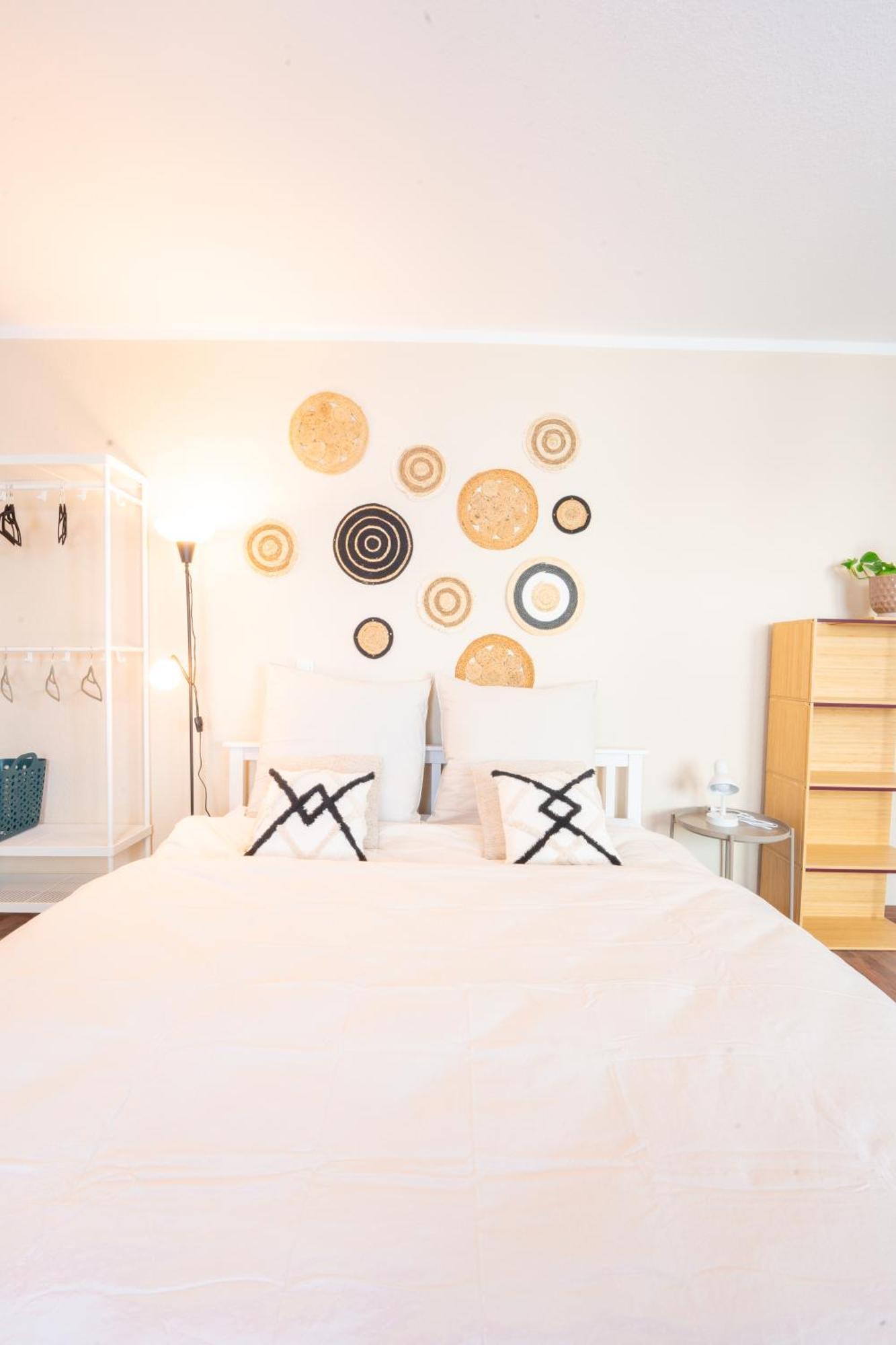 -Super Zentrales Zimmer- Direkt An Der Lutter! Μπίλεφελντ Εξωτερικό φωτογραφία